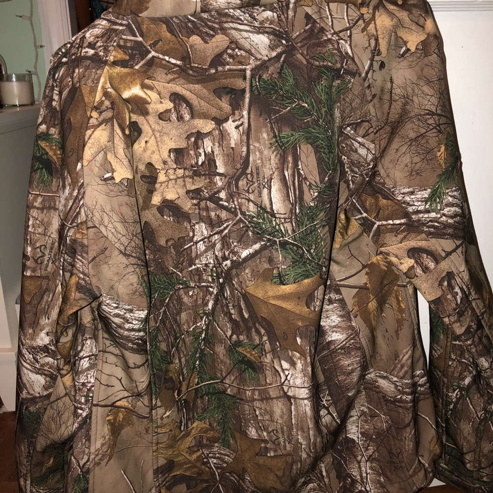 Realtree jacket - Picture 2 of 2